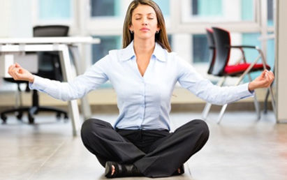 Puede-convertirte-el-yoga-en-un-mejor-profesional